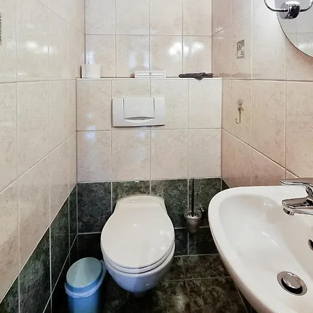 Cozy In With Wifi Apartment